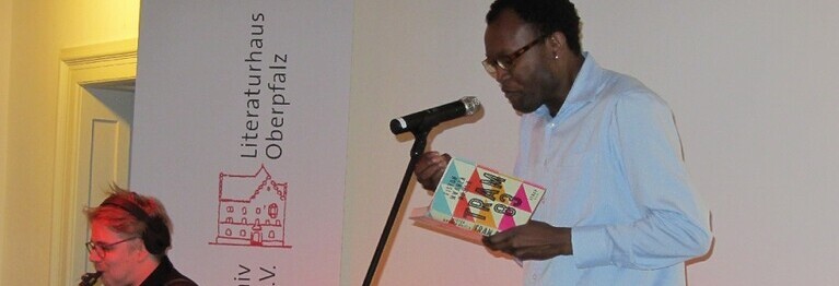 Fiston Mwanza Mujila im Literaturhaus