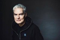 Max Bentow liest aus "Rotkäppchens Traum"