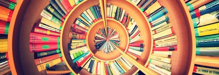 Liebe „Lesekreis-Interessierte“,

Wer Lust und Laune hat, sich 1x im Monat mit anderen Leser*innen über Bücher auszutauschen, ist hier genau richtig. 
Mehr Infos und Termine unter "Veranstaltungen und Service"