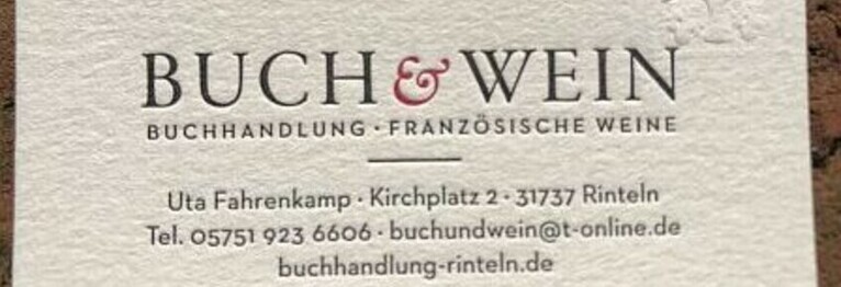 Lokaler Buchhandel mit regionalen Angeboten.