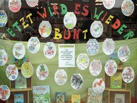 Die Bunte Gruppe bringt das Schaufenster zum Leuchten!